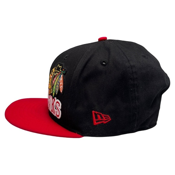 NEW ERA • Men’s Chicago Blackhawks Hockey NHL Black and Red Snapback Cap Hat - Picture 2 of 9